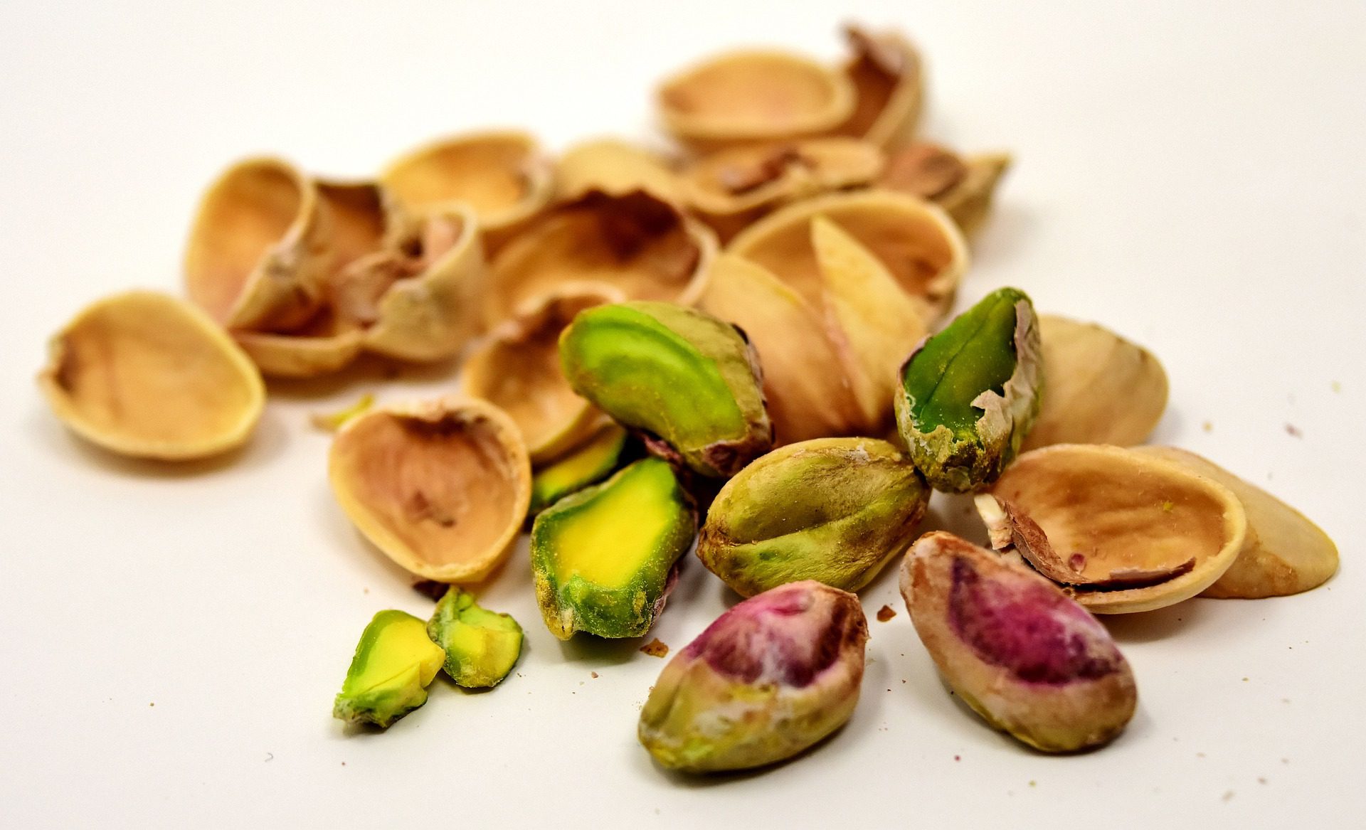 BRONTE PISTACHIO: THE GREEN GOLD OF SICILY IN THE WORLD