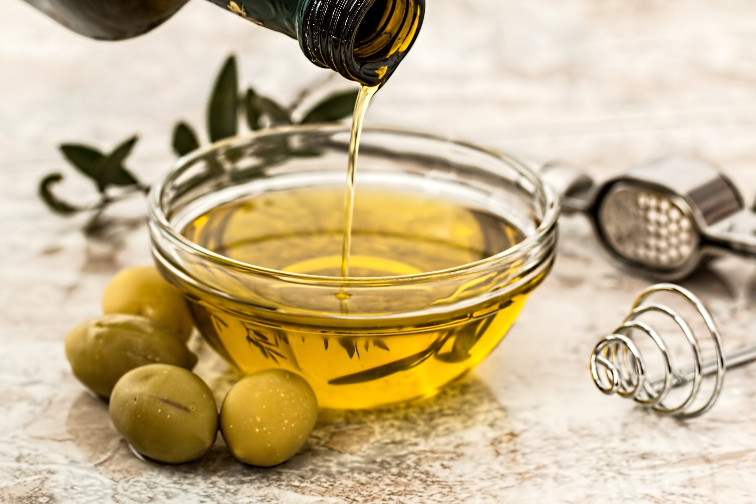 EXTRA VIRGIN OLIVE OIL: HIGHT SICILIAN QUALITY